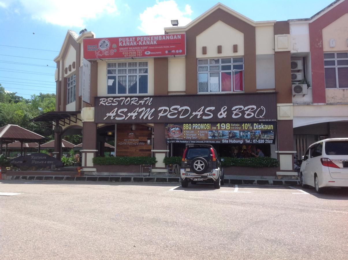 The Uni Garden Hotel Skudai Eksteriør billede